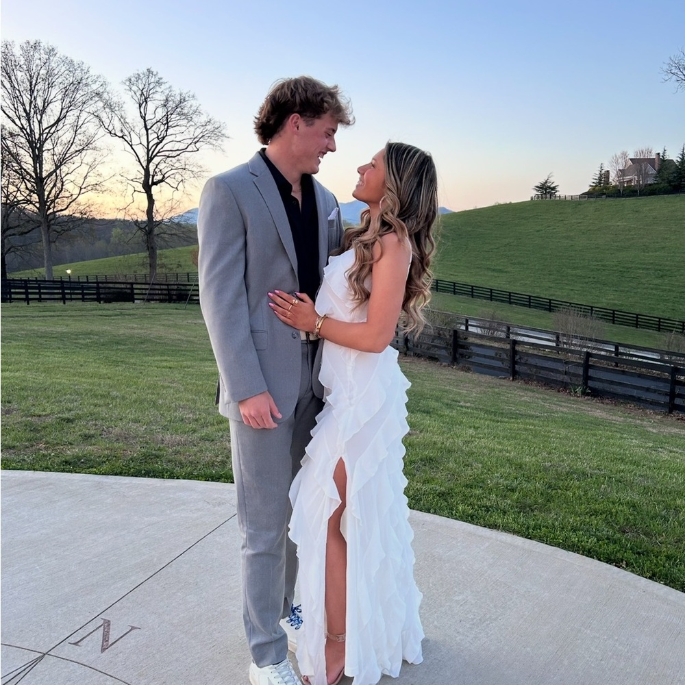 Prom / Pageant / Wedding Dress - Picture 4 of 4